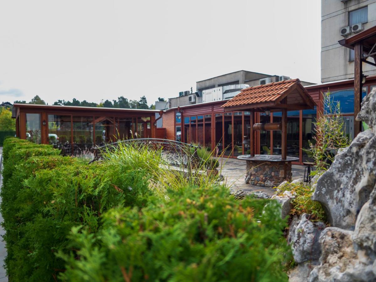 Hotel Elit Pernik Exterior foto