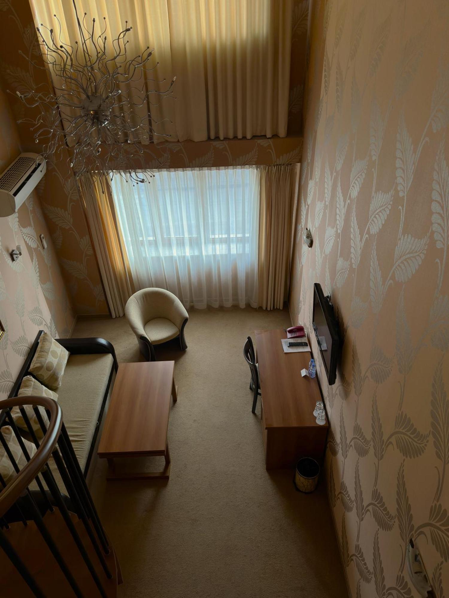 Hotel Elit Pernik Exterior foto